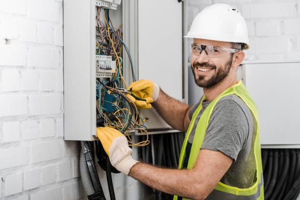 Best Local Electrician Companies  in Lacey, WA
